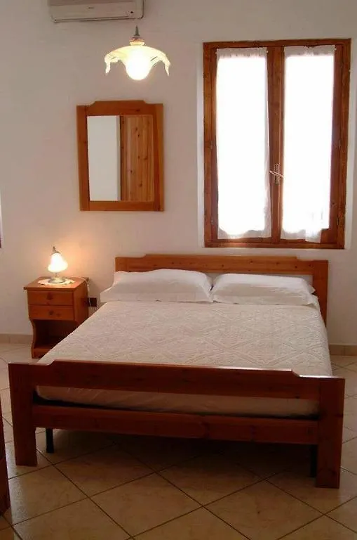 Hotel Agriturismo Sa Tella Guspini 0*,  Italien